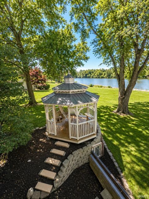 Tiny photo for 10 Green Hills Court, Greentown, IN 46936 (MLS # 202625576)