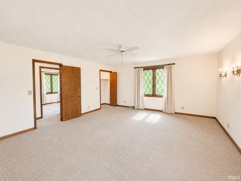 Tiny photo for 10 Green Hills Court, Greentown, IN 46936 (MLS # 202625576)