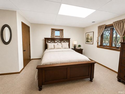 Tiny photo for 10 Green Hills Court, Greentown, IN 46936 (MLS # 202625576)