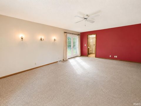 Tiny photo for 10 Green Hills Court, Greentown, IN 46936 (MLS # 202625576)