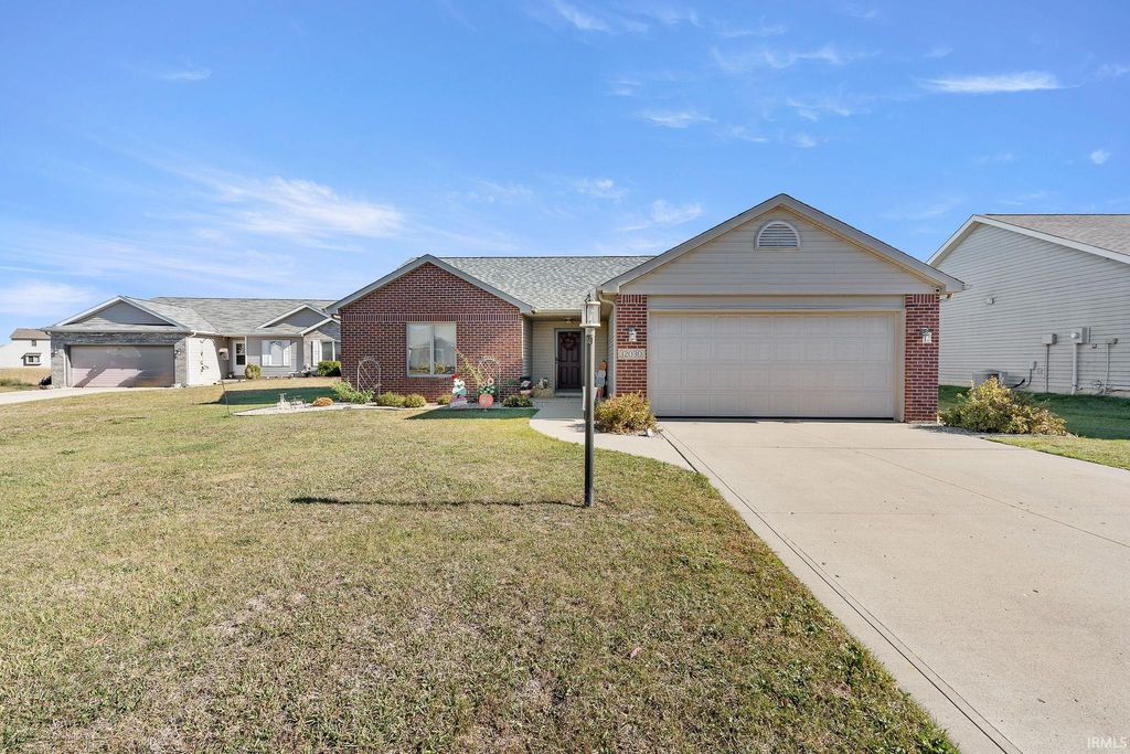 Photo of 12030 Breezy Knoll Court, Fort Wayne, IN 46818 (MLS # 202542689)