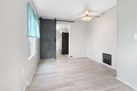 Tiny photo for 805 E Jefferson Avenue, LaPorte, IN 46350 (MLS # 202613710)