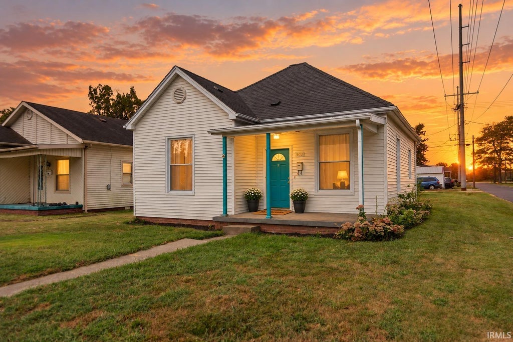 Photo of 903 S Second Street, Boonville, IN 47601 (MLS # 202637159)