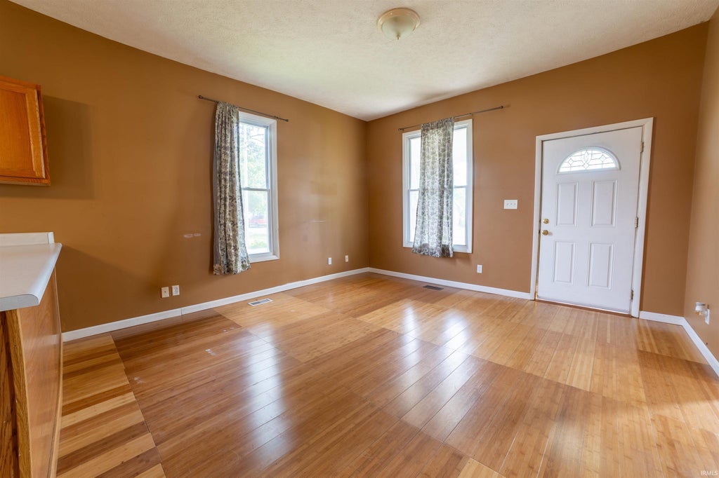 Photo of 903 S Second Street, Boonville, IN 47601 (MLS # 202637159)