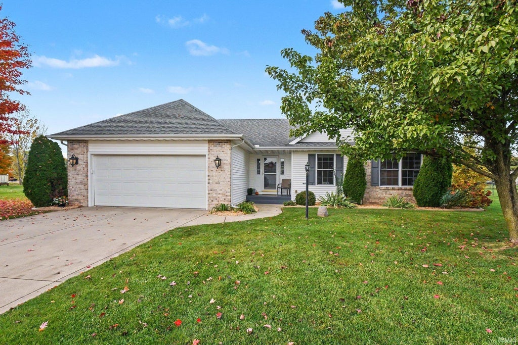 Photo of 58115 Goldenrod Trail, Goshen, IN 46528 (MLS # 202644632)