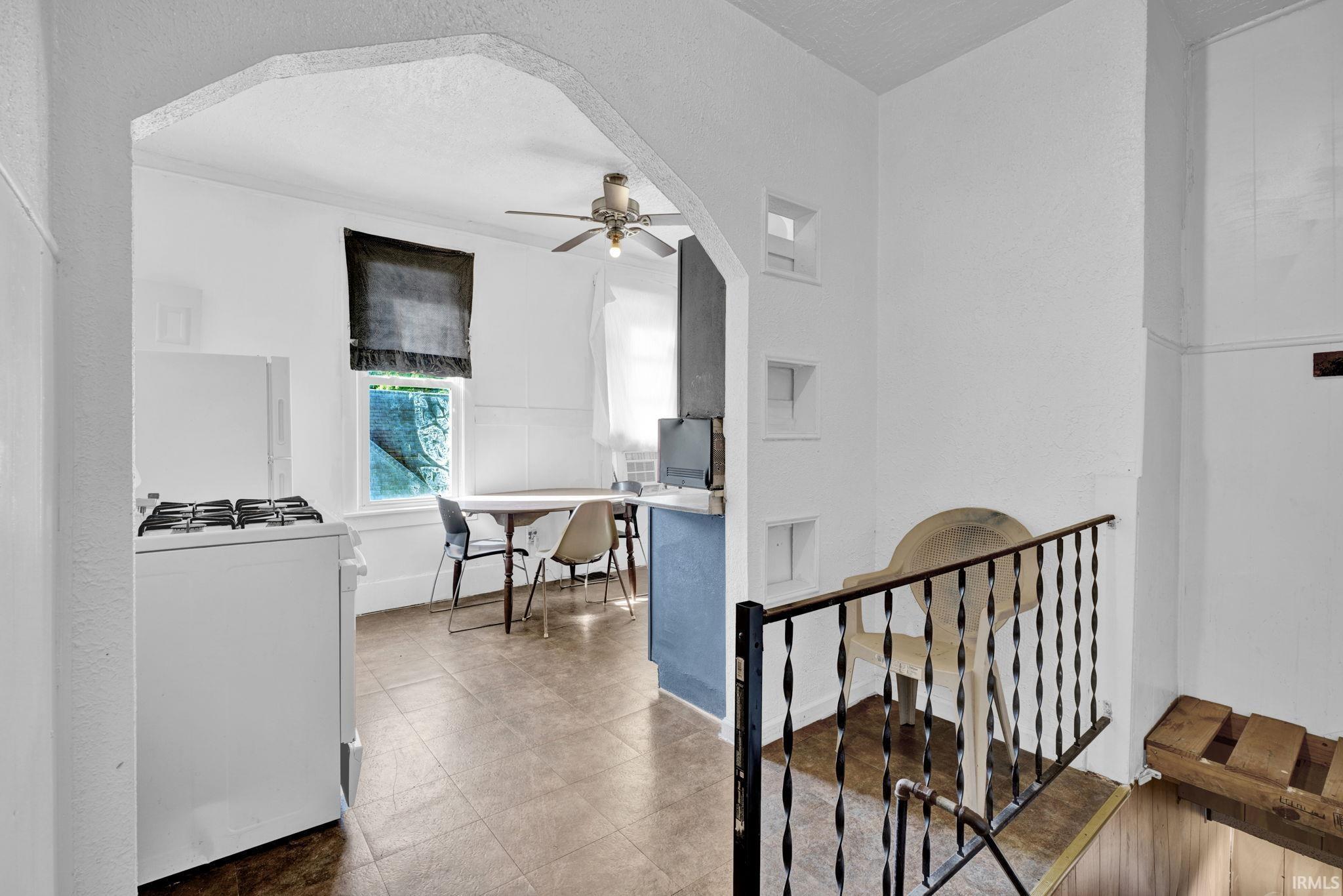 Evansville, Indiana 47711, United States, 3 Bedrooms Bedrooms, ,3 BathroomsBathrooms,Residential,Active,231714