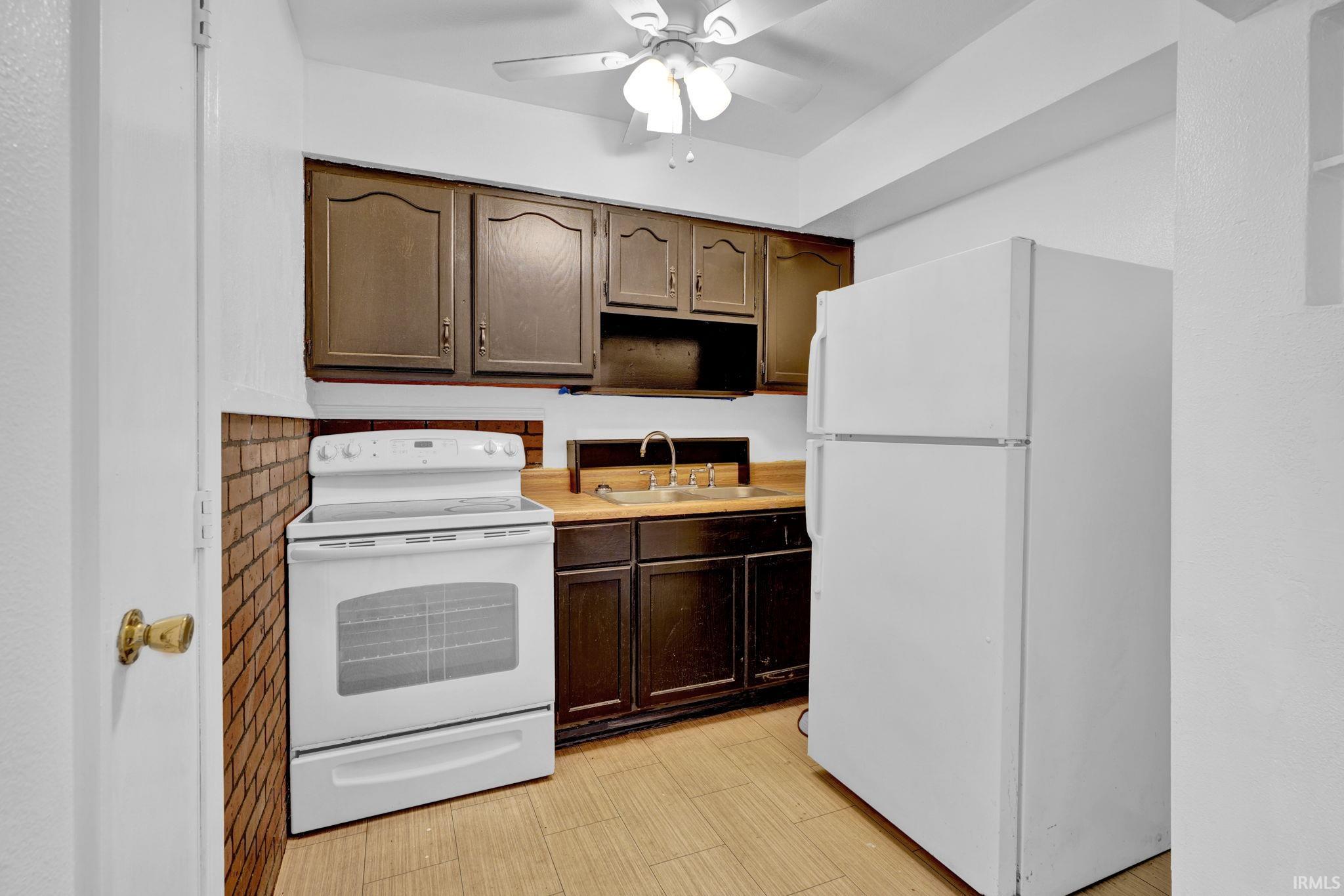 Evansville, Indiana 47711, United States, 3 Bedrooms Bedrooms, ,3 BathroomsBathrooms,Residential,Active,231714