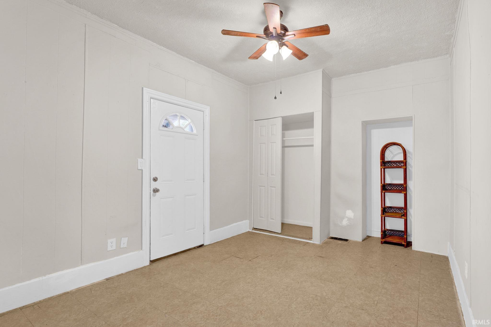 Evansville, Indiana 47711, United States, 3 Bedrooms Bedrooms, ,3 BathroomsBathrooms,Residential,Active,231714