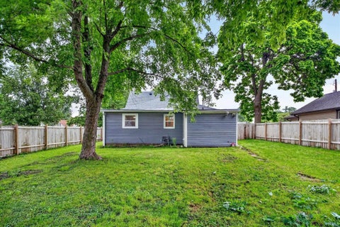Tiny photo for 355 Blinn Avenue, Frankfort, IN 46041 (MLS # 202622416)