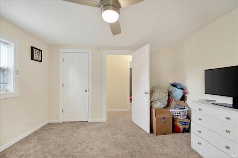 Tiny photo for 355 Blinn Avenue, Frankfort, IN 46041 (MLS # 202622416)