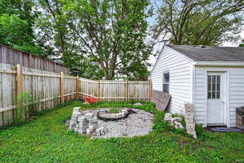 Tiny photo for 355 Blinn Avenue, Frankfort, IN 46041 (MLS # 202622416)