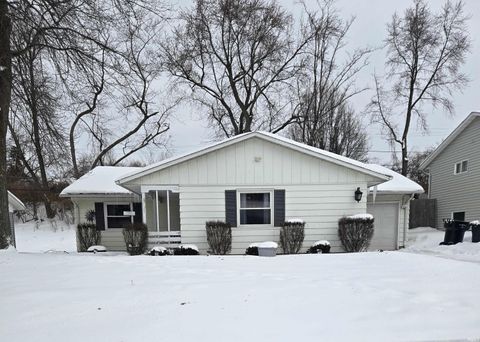Photo of 1921 Piedmont Way, South Bend, IN 46614 (MLS # 202603925)