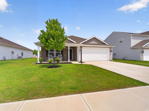 Photo of 4130 Bradley Drive, Fort Wayne, IN 46818 (MLS # 202618400)