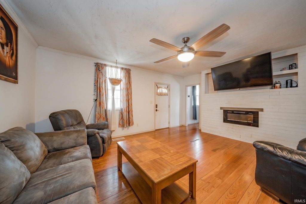 Photo of 618 S 17Th Street, Elwood, IN 46036 (MLS # 202617589)
