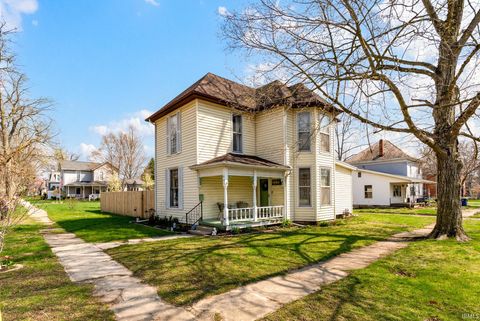 Photo of 401 N Walnut Street, North Manchester, IN 46962 (MLS # 202612459)