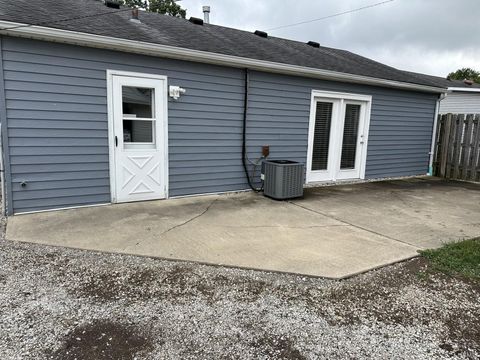 Tiny photo for 1000 Brentwood Drive, Kokomo, IN 46901 (MLS # 202538426)