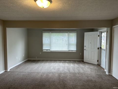 Tiny photo for 1000 Brentwood Drive, Kokomo, IN 46901 (MLS # 202538426)