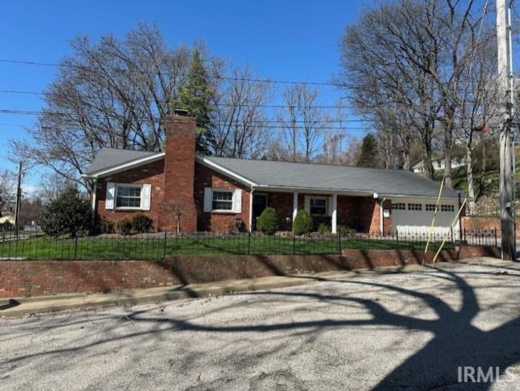 Photo of 100 Monroe Street, Newburgh, IN 47630 (MLS # 202609240)