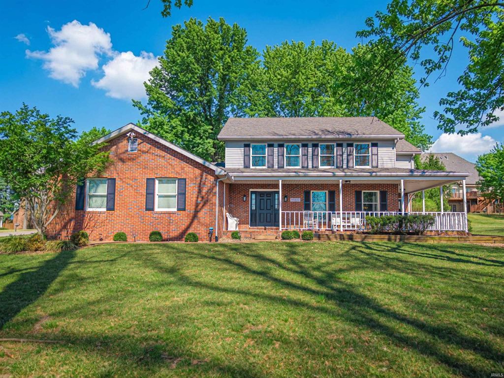 Photo of 10200 Byron Court, Newburgh, IN 47630 (MLS # 202606550)