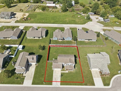 Tiny photo for 1560 Fox Run Court, Spencer, IN 47460 (MLS # 202638851)