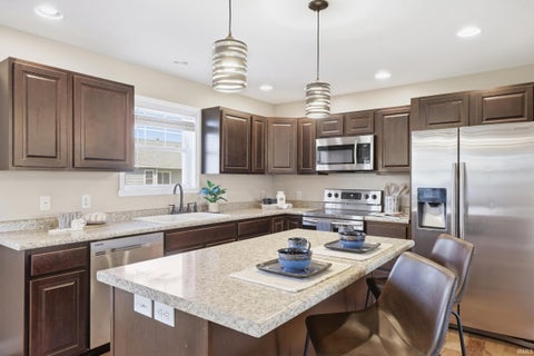 Tiny photo for 1560 Fox Run Court, Spencer, IN 47460 (MLS # 202638851)