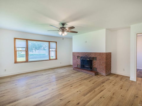 Tiny photo for 806 E 5th Street, Auburn, IN 46706 (MLS # 202636508)