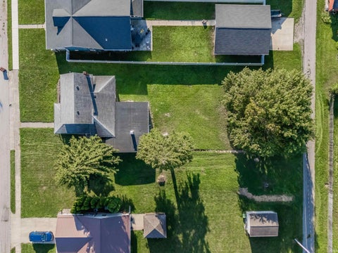 Tiny photo for 806 E 5th Street, Auburn, IN 46706 (MLS # 202636508)