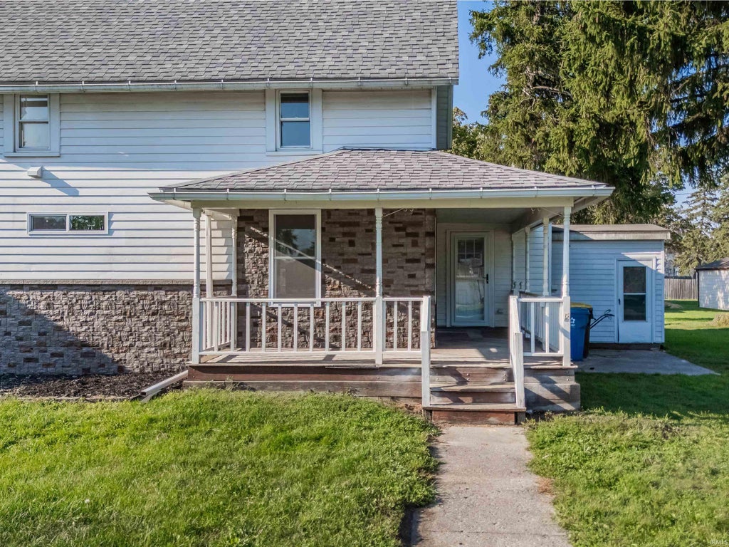 Photo of 806 E 5th Street, Auburn, IN 46706 (MLS # 202636508)