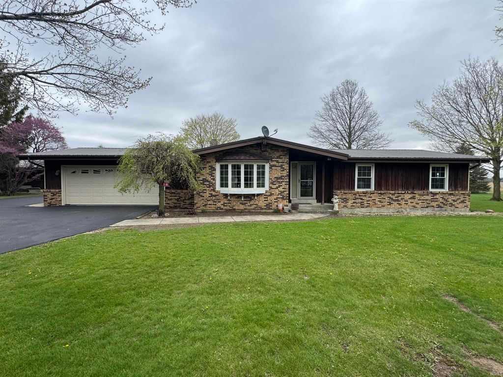 Photo of 2061 S Salem Road, Monroe, IN 46772 (MLS # 202613150)