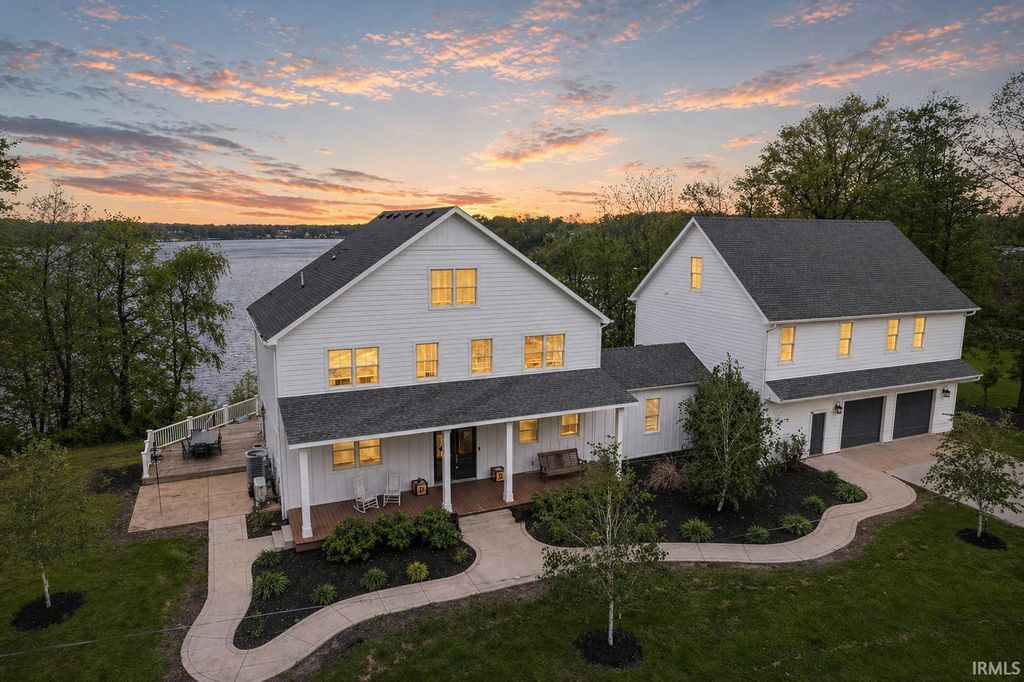 Photo of 9750 N 1164 W, Monticello, IN 47960 (MLS # 202615735)
