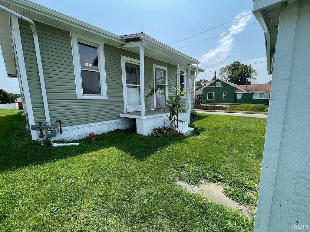 Photo of 801 14th Street, Tell City, IN 47586 (MLS # 202602781)