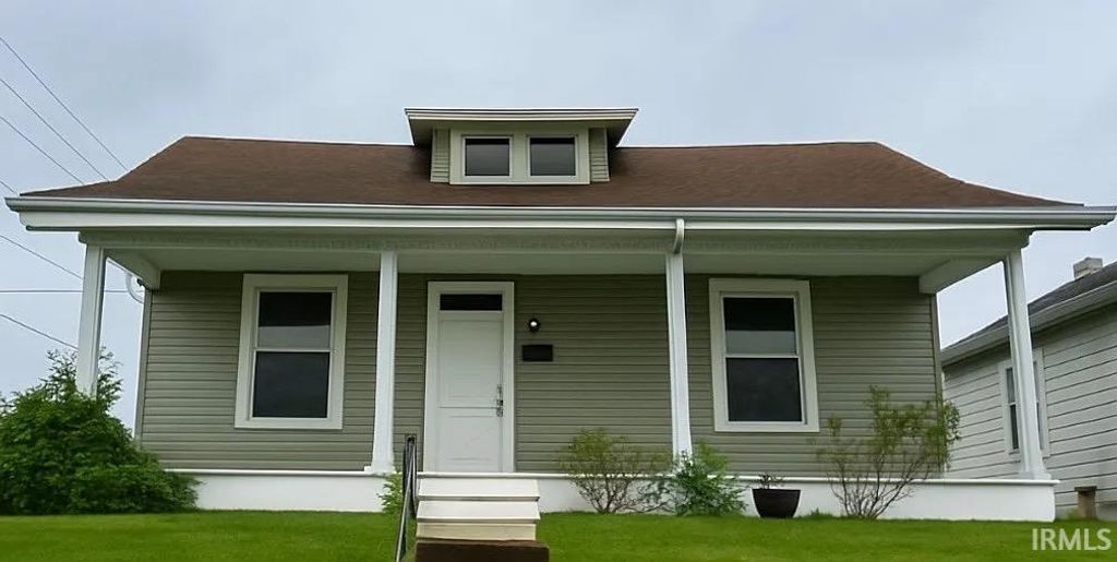 Photo of 801 14th Street, Tell City, IN 47586 (MLS # 202602781)