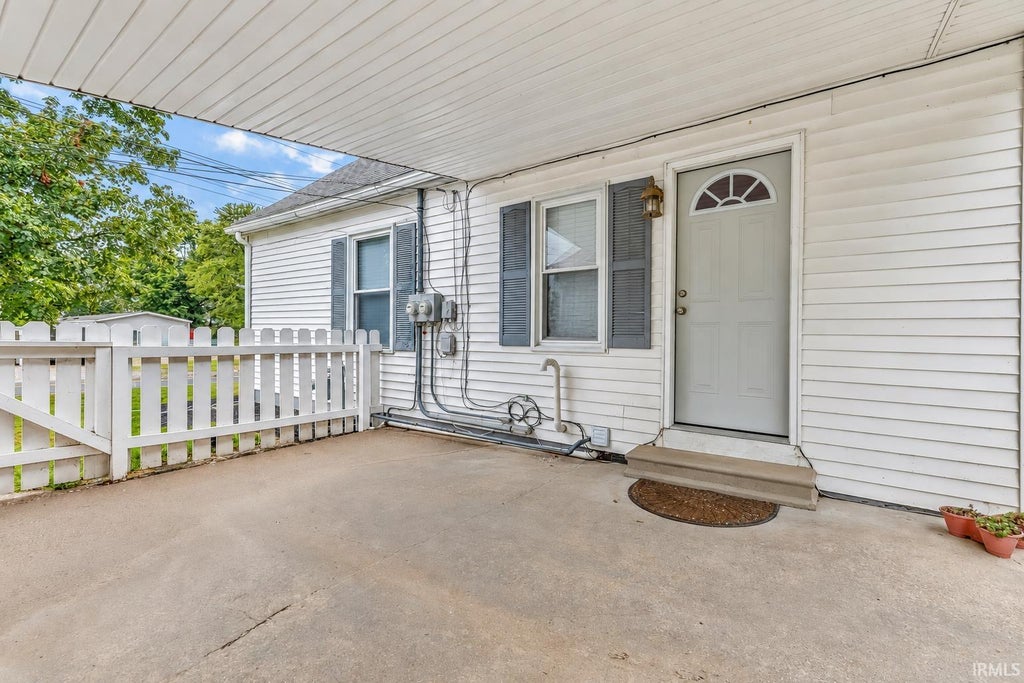 Photo of 8640 Old Blairsville Road, Wadesville, IN 47638 (MLS # 202637688)