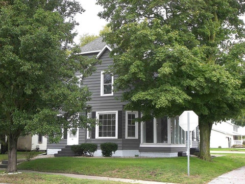 Tiny photo for 402 W Rochester Street, Akron, IN 46910 (MLS # 202640986)