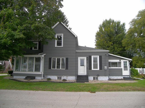 Tiny photo for 402 W Rochester Street, Akron, IN 46910 (MLS # 202640986)