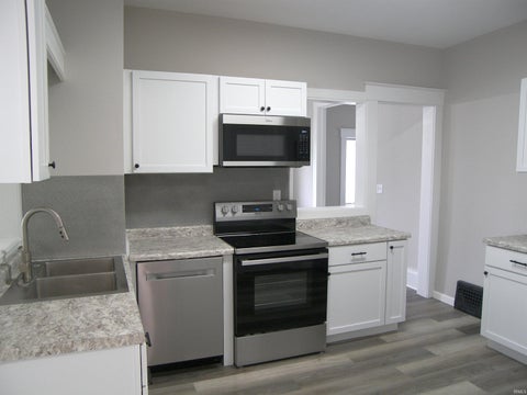 Tiny photo for 402 W Rochester Street, Akron, IN 46910 (MLS # 202640986)
