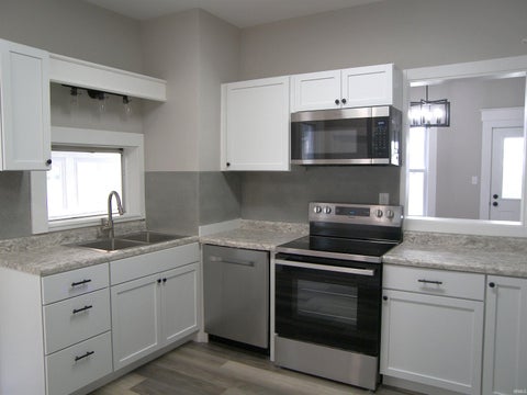 Tiny photo for 402 W Rochester Street, Akron, IN 46910 (MLS # 202640986)
