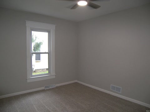 Tiny photo for 402 W Rochester Street, Akron, IN 46910 (MLS # 202640986)