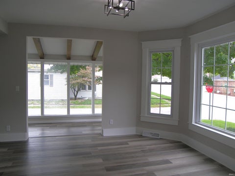Tiny photo for 402 W Rochester Street, Akron, IN 46910 (MLS # 202640986)