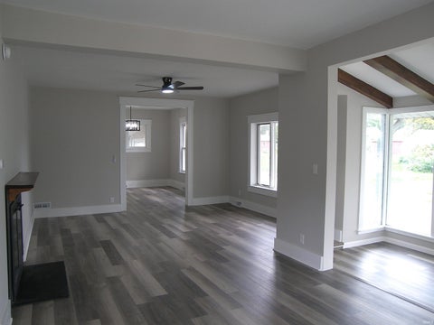 Tiny photo for 402 W Rochester Street, Akron, IN 46910 (MLS # 202640986)