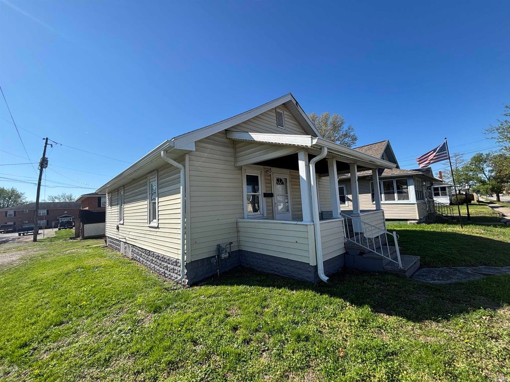 Photo of 25 N 15th Street, Vincennes, IN 47591 (MLS # 202611732)