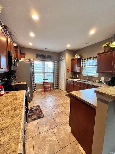 Tiny photo for 2439 Schick Drive, Kokomo, IN 46902 (MLS # 202639194)
