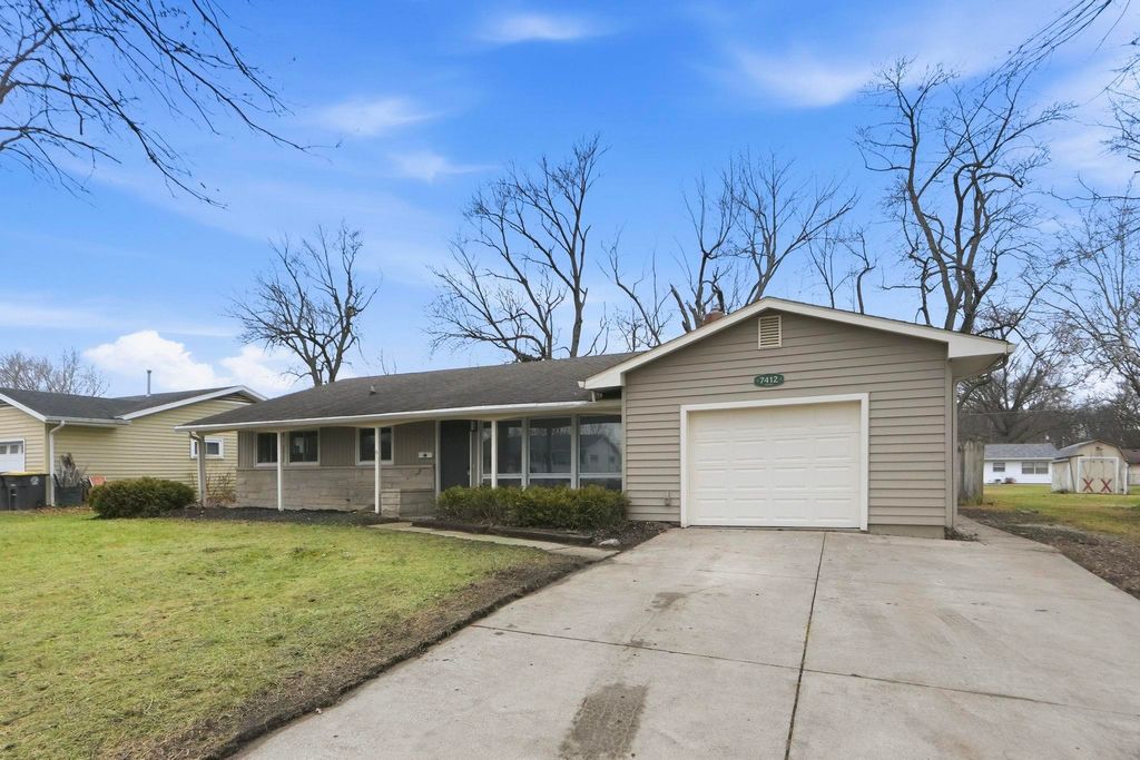 Photo of 7412 Avalon Drive, Fort Wayne, IN 46819 (MLS # 202601750)