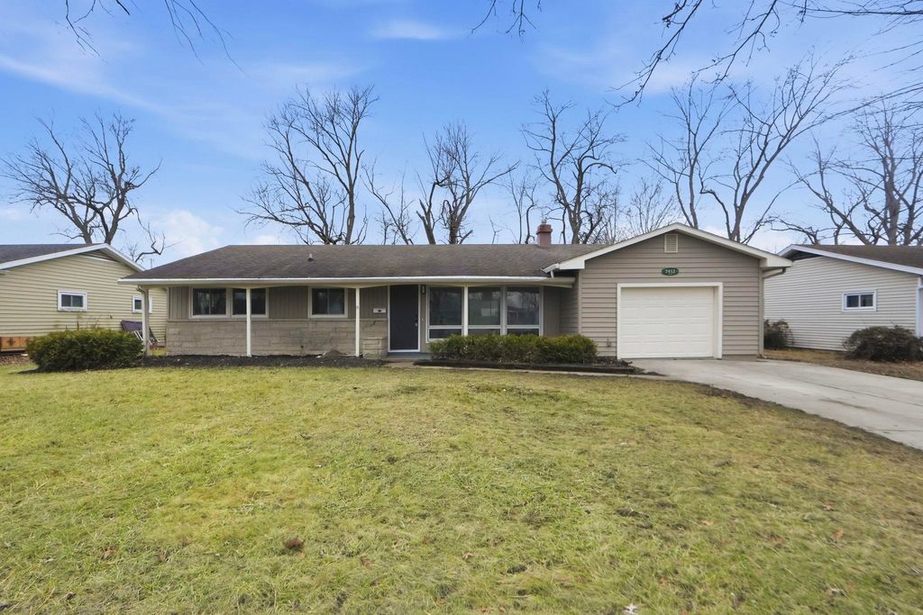 Photo of 7412 Avalon Drive, Fort Wayne, IN 46819 (MLS # 202601750)