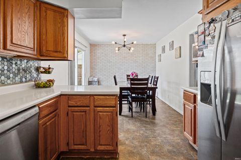 Tiny photo for 2306 Ottawa Drive, Lafayette, IN 47909 (MLS # 202619692)