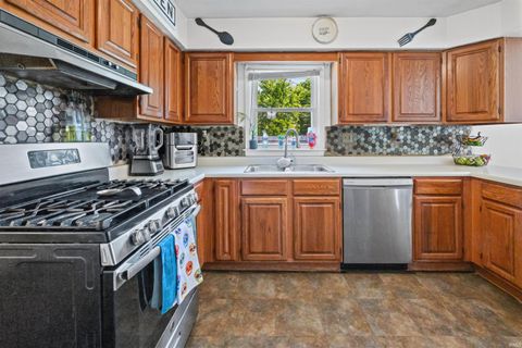 Tiny photo for 2306 Ottawa Drive, Lafayette, IN 47909 (MLS # 202619692)