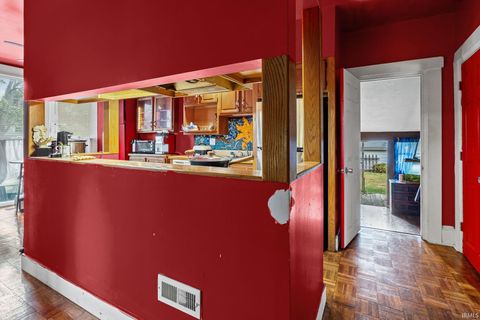 Tiny photo for 1802 Thompson Street, Lafayette, IN 47904 (MLS # 202542746)