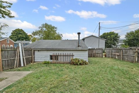 Tiny photo for 1802 Thompson Street, Lafayette, IN 47904 (MLS # 202542746)