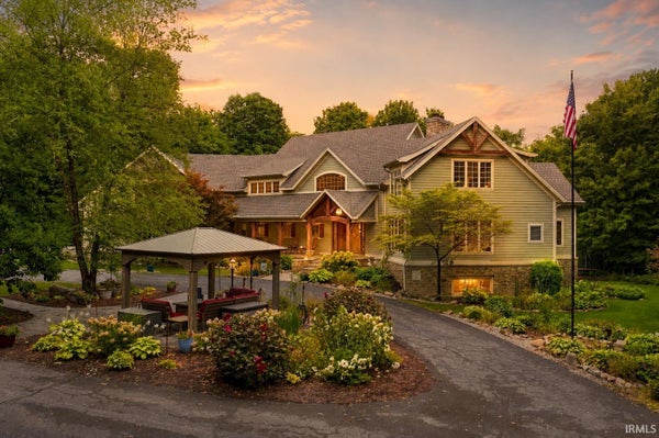 2710 N PLEASANT CREEK DR, YORKTOWN, IN 47396 - Image 39c6dd25daa45c96d2c1320fd2c64b99/2039899733