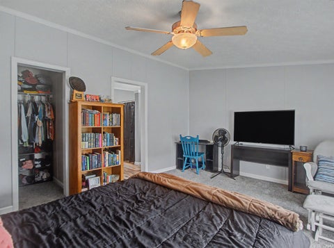 Tiny photo for 305 Queen Street, Loogootee, IN 47553 (MLS # 202632869)